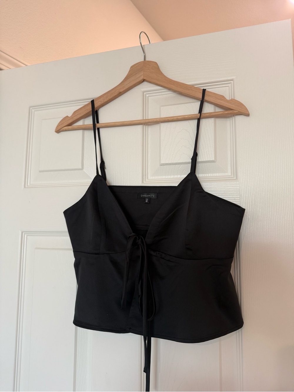 Dynamite Black Tie-Front Spaghetti Strap Crop Camisole